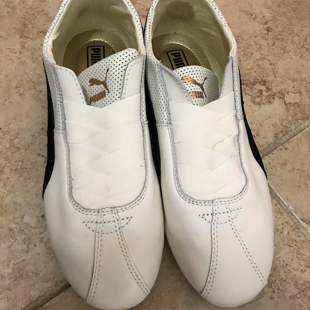Puma women sneaker size 6